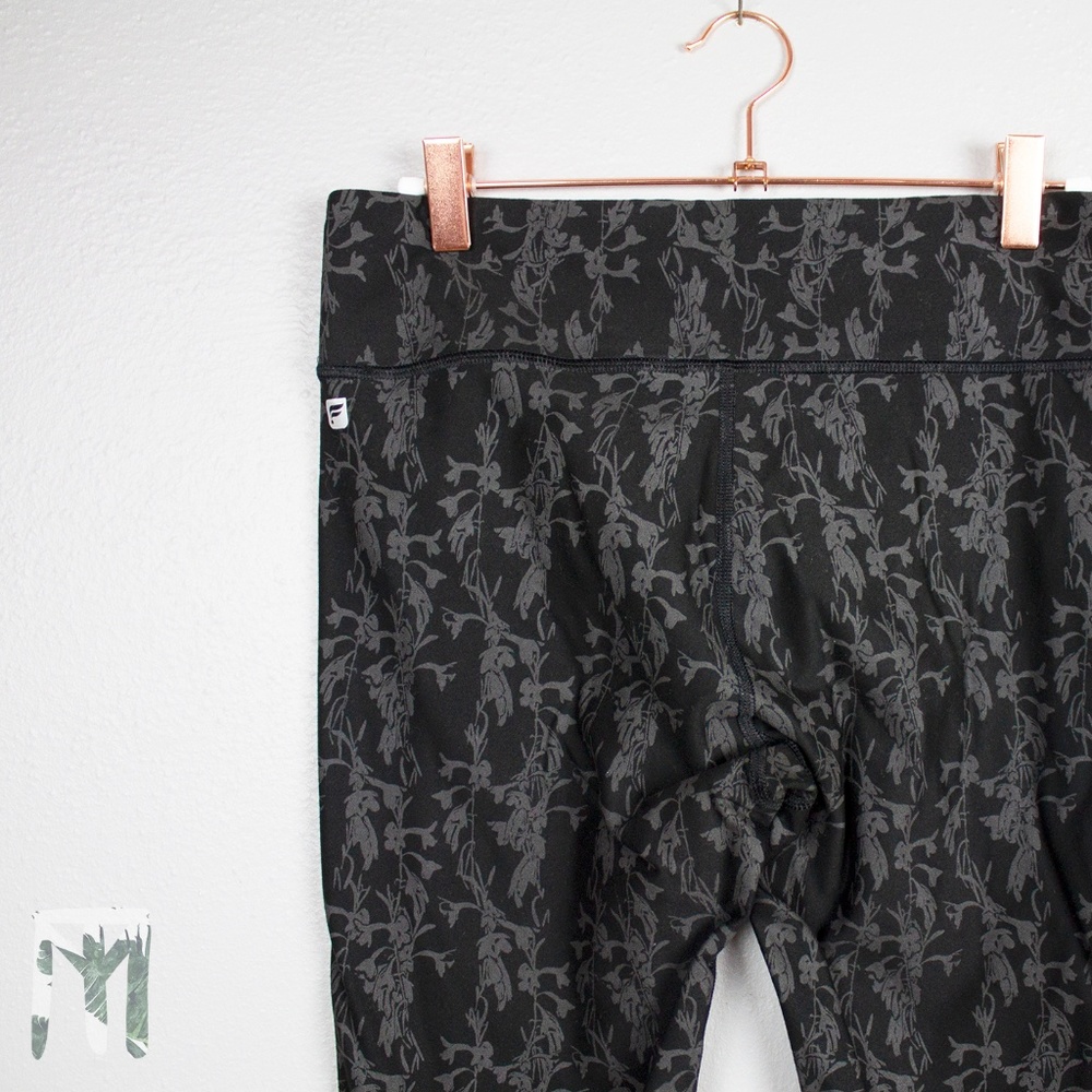 Fabletics Petal Printed Powerhold® Leggings